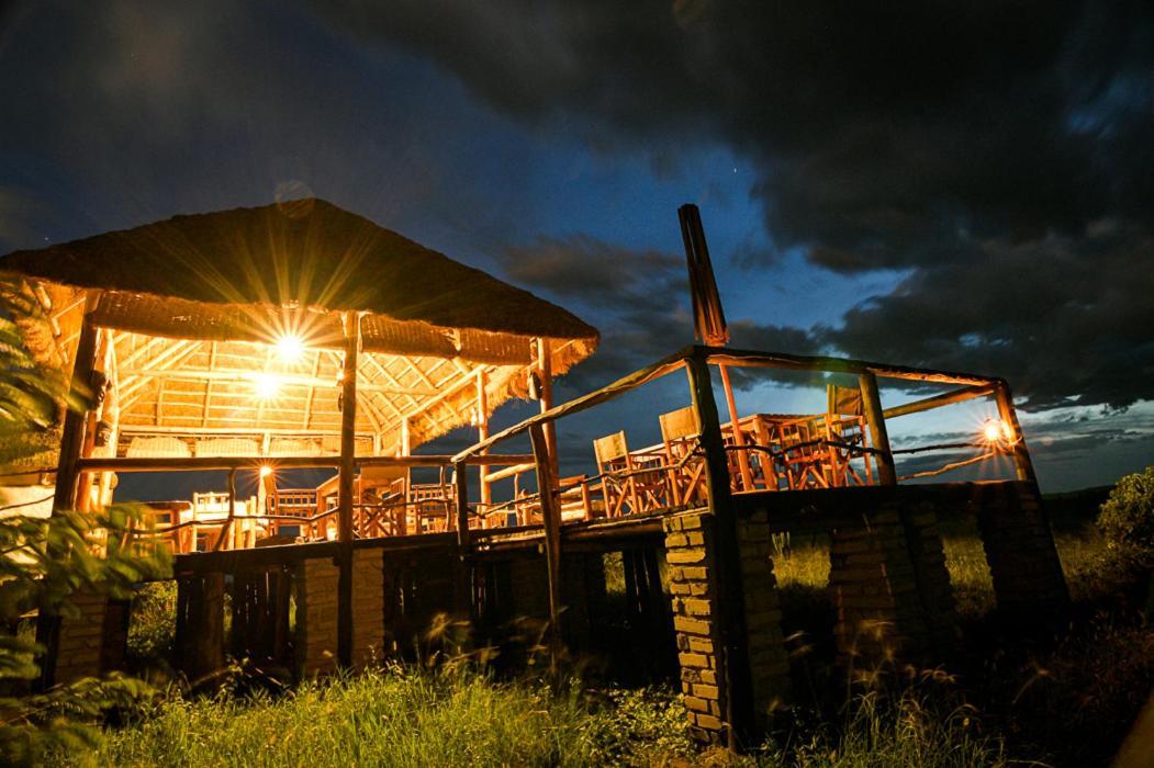 Kazinga Wilderness Safari Camp Hotel Kasese Exterior photo